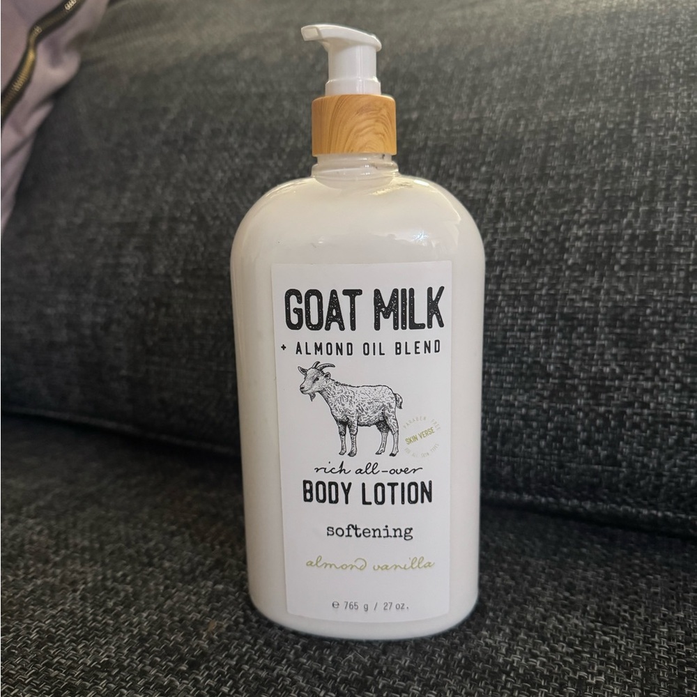 Goat Milk Almond Oil Blend Body Lotion - White